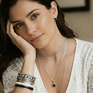 Reversible Black Onyx and Mother of Pearl 925 Necklace & Stud Earrings NEW